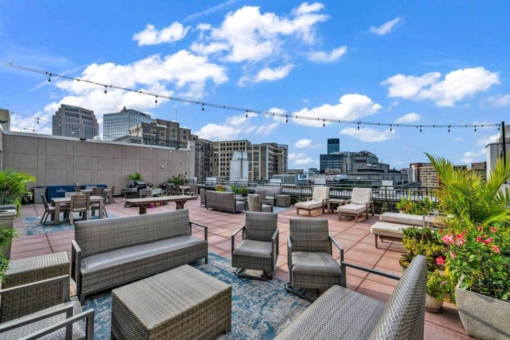 2Br Unit In The Heart Of Dt On Playhouse Square, With Pool And Gym Access-1106 Lejlighed Cleveland Eksteriør billede
