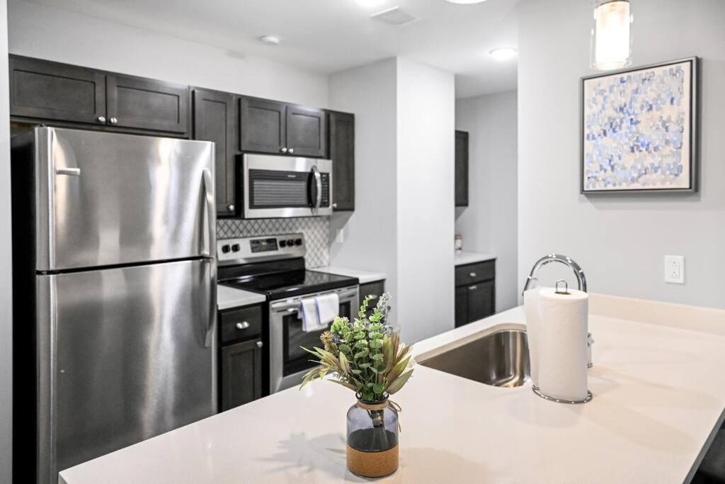 2Br Unit In The Heart Of Dt On Playhouse Square, With Pool And Gym Access-1106 Lejlighed Cleveland Eksteriør billede
