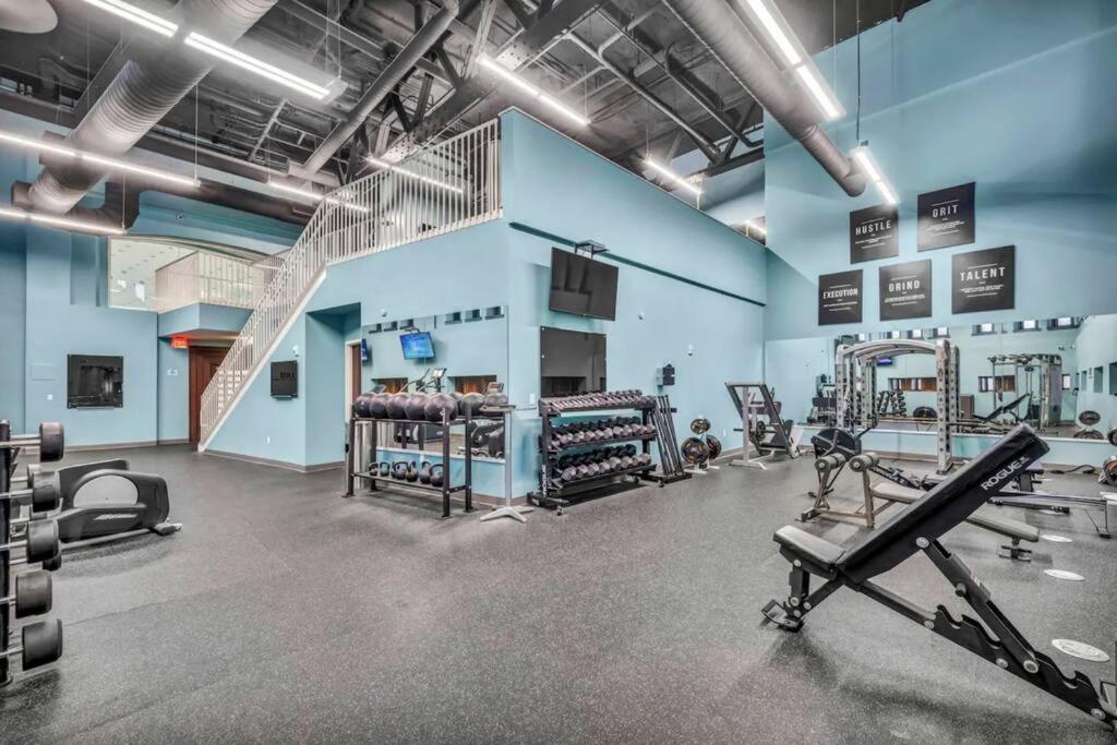 2Br Unit In The Heart Of Dt On Playhouse Square, With Pool And Gym Access-1106 Lejlighed Cleveland Eksteriør billede