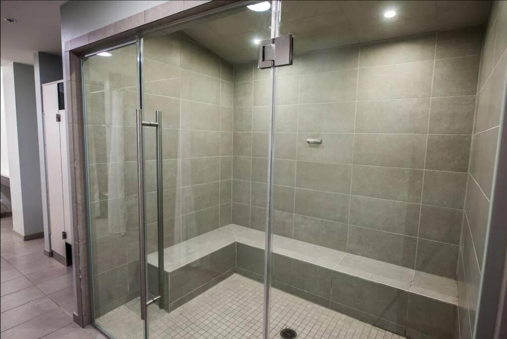 2Br Unit In The Heart Of Dt On Playhouse Square, With Pool And Gym Access-1106 Lejlighed Cleveland Eksteriør billede
