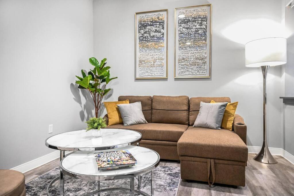 2Br Unit In The Heart Of Dt On Playhouse Square, With Pool And Gym Access-1106 Lejlighed Cleveland Eksteriør billede