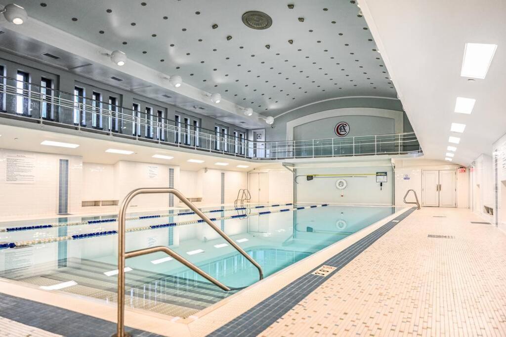 2Br Unit In The Heart Of Dt On Playhouse Square, With Pool And Gym Access-1106 Lejlighed Cleveland Eksteriør billede